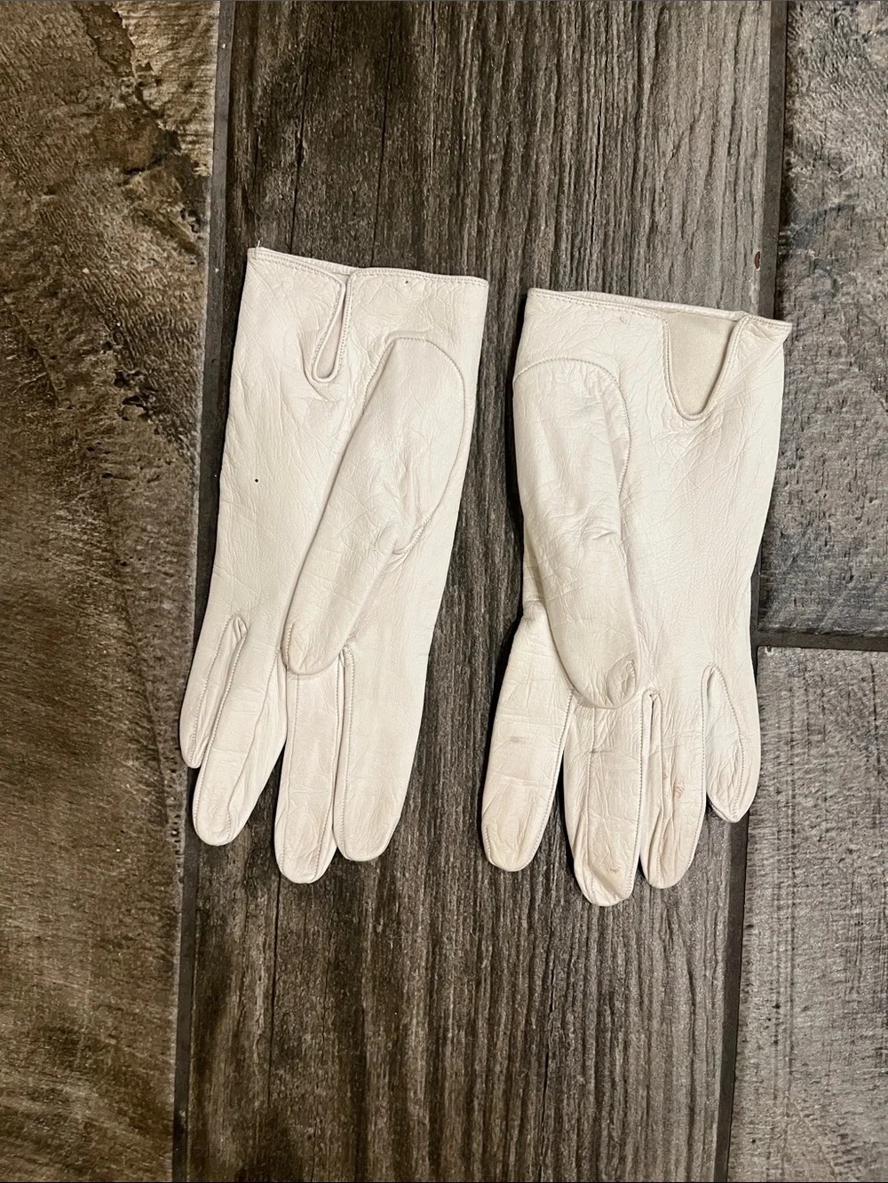 Vintage Classic White Leather & silk Gloves